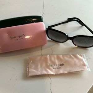 Kate Spade ♠️ sunnies